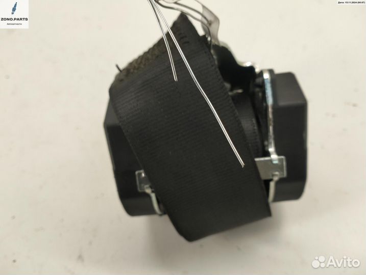 Ремень безопасности задний правый 5p0857805d на Seat Altea