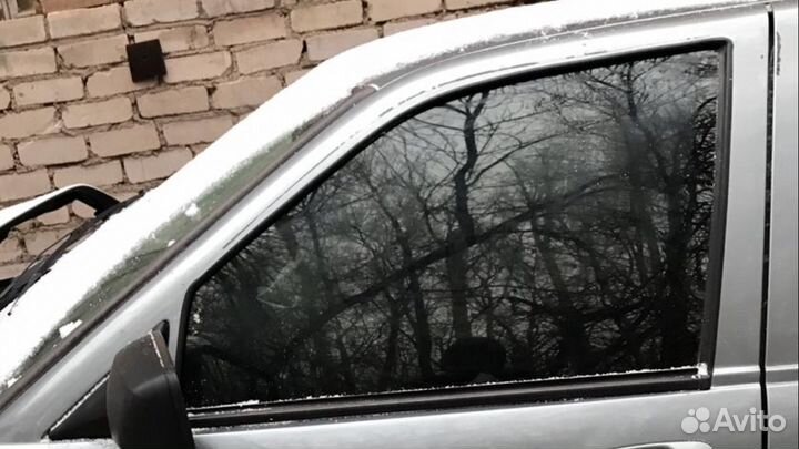 Стекло двери бу Лада Приора LADA Priora 2008