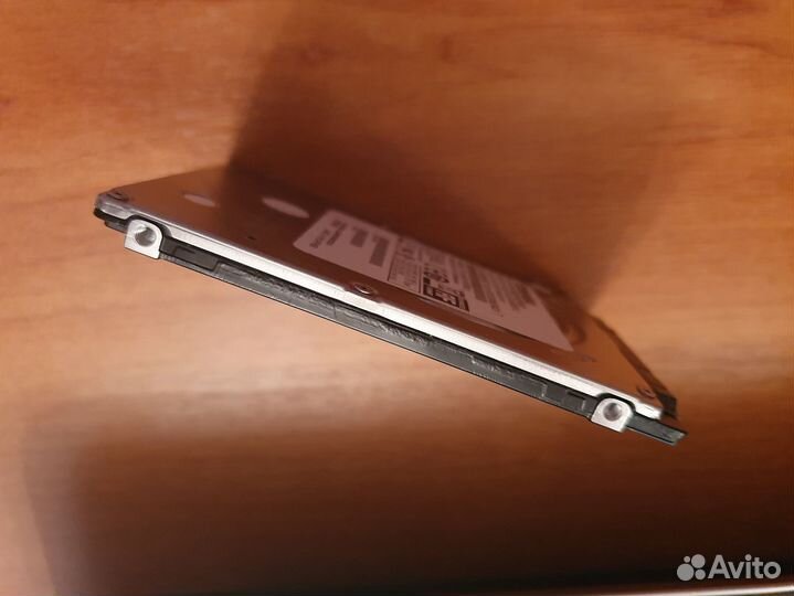 Жесткий диск ноутбука HDD Hitachi 2.5