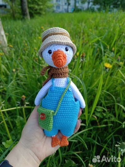 Вязаный гусь крючком