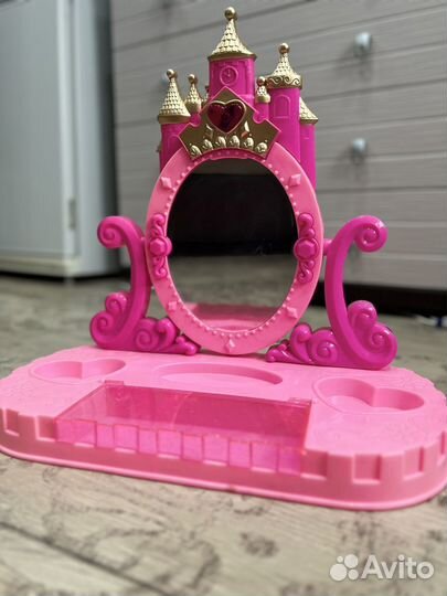 Детский туалетный столик для девочки