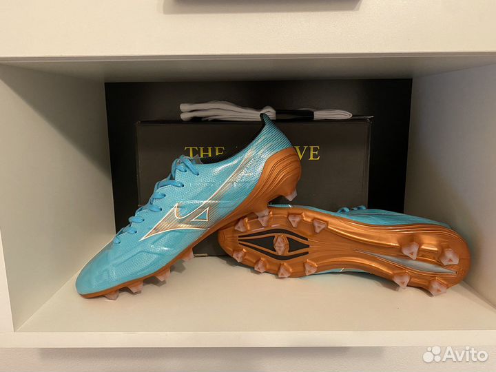 Футбольные бутсы Mizuno Alpha Morelia