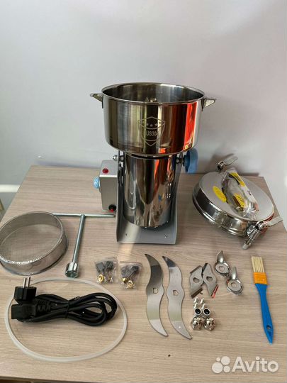 Мельница измельчитель мукомолка 1кгMG1000