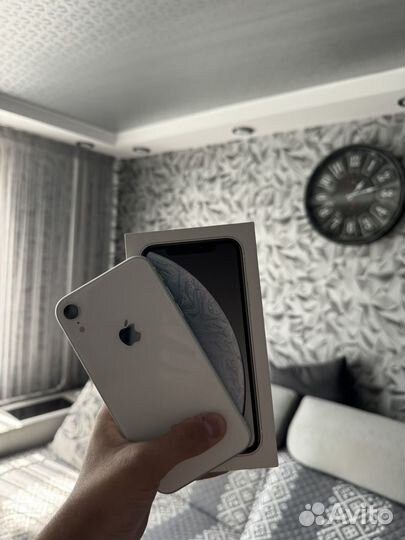 iPhone Xr, 128 ГБ