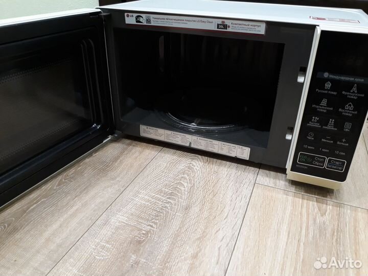 Микроволновая печь LG
