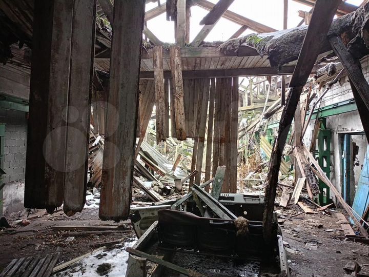 Здание, 3000 м²