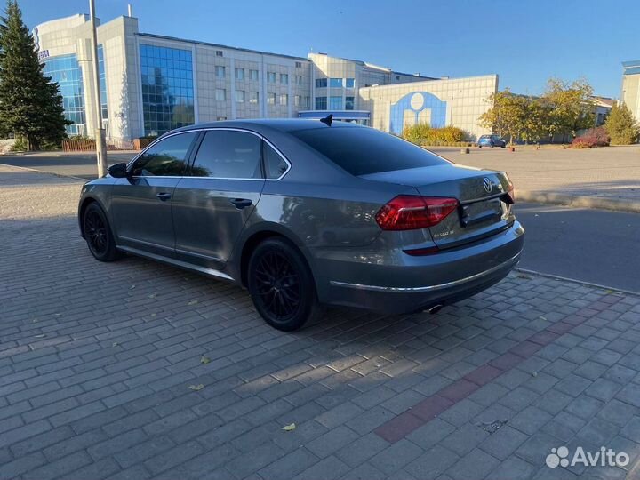 Volkswagen Passat 1.8 AMT, 2015, битый, 93 000 км