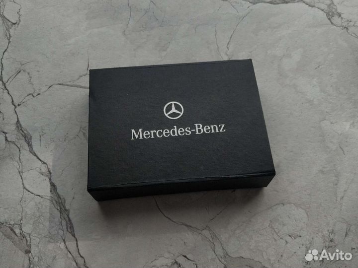 Usb флешка 4гб ключ Mercedes Benz