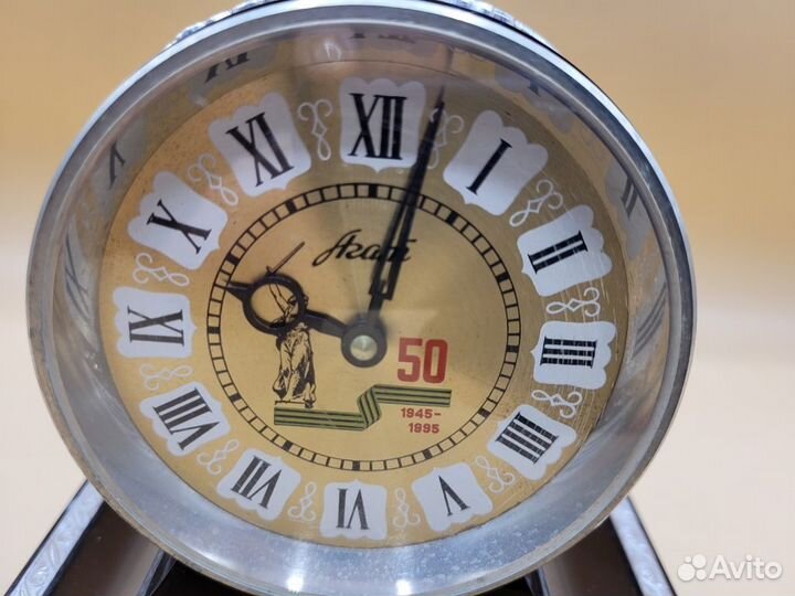 Часы настольные Агат 50 лет Победы ВОВ 15*13,5*9см