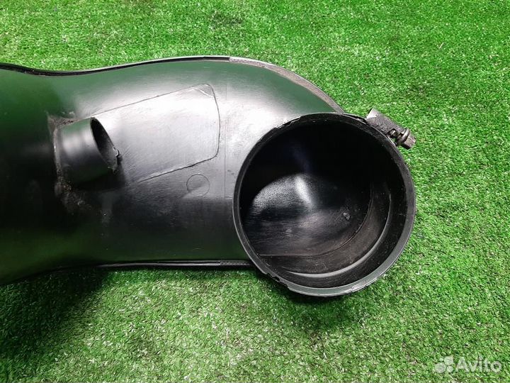 Воздухозаборник Mercedes Benz C-Class W204 2008