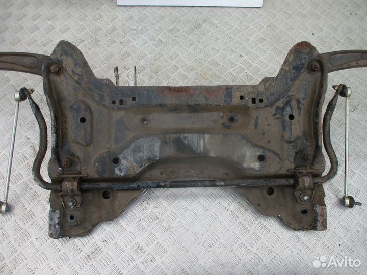 Подрамник в сборе Peugeot 307 2001 год