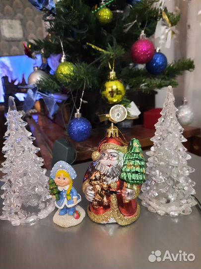 Ёлка искусственная настольная с игрушками гирляндо