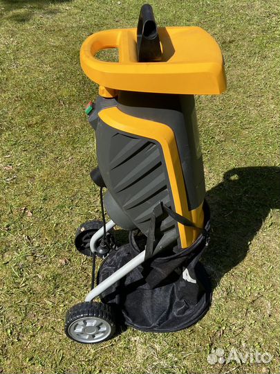 Садовый измельчитель Stiga Bio Master 2200