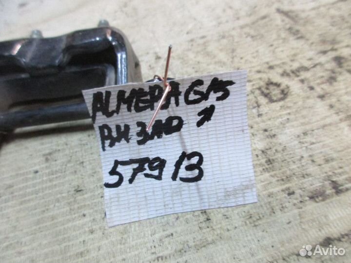 Петля двери задней правой верхняя Nissan Almera (G