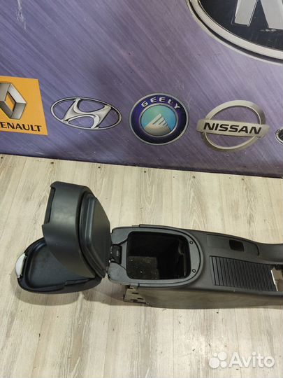 Центральная консоль Nissan primera P12