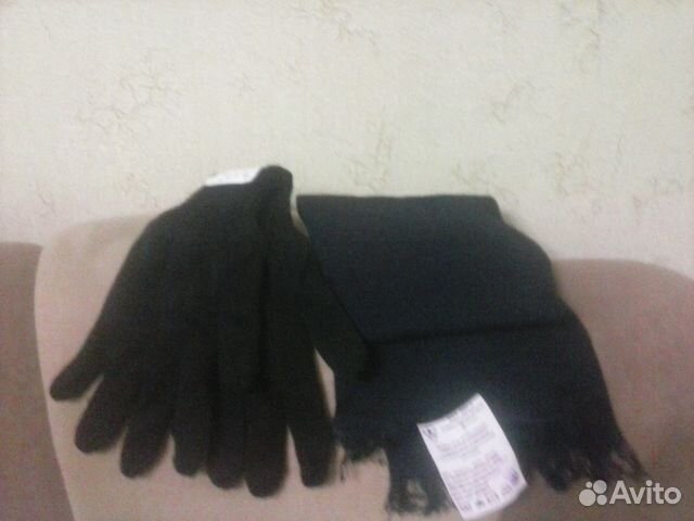 Перчатки и шарф (кашне)