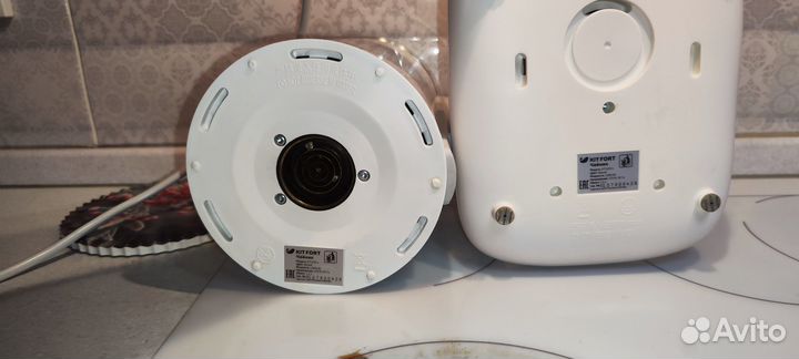 Электрический чайник Kitfort кт-629-1