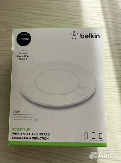 Беспроводное зарядное устройство Belkin