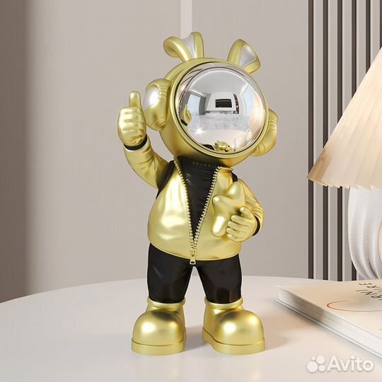 Статуэтка Заяц космонавт для интерьера