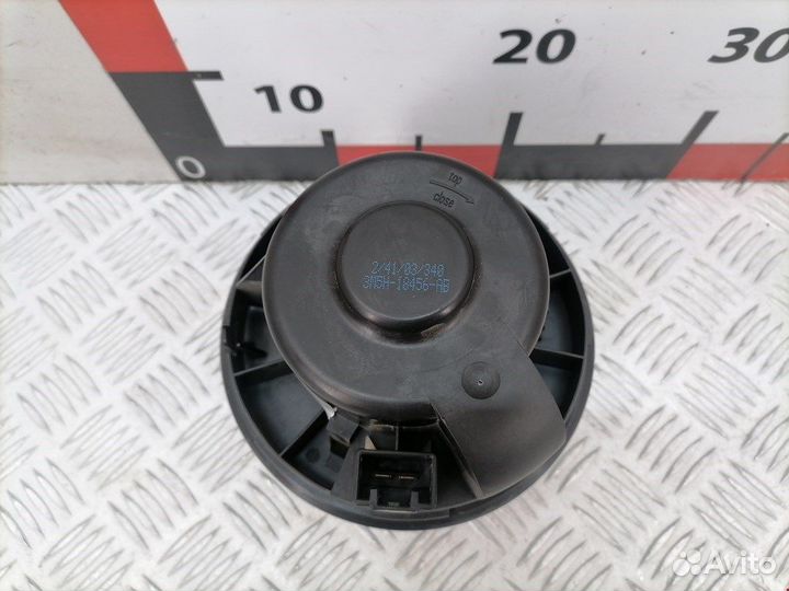 Моторчик печки для Ford C-MAX 1 1362640