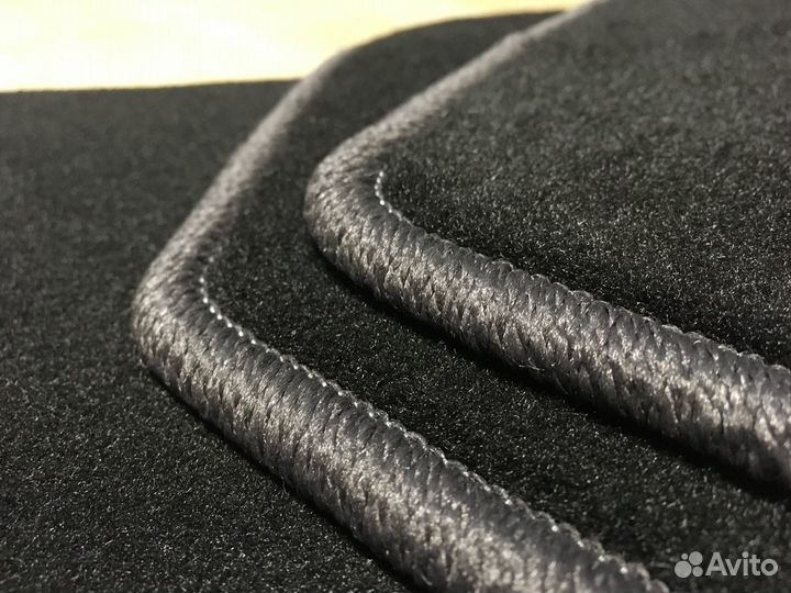 Автоковрики велюровые для opel Astra J. черные