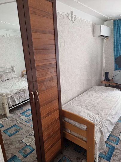 Комната 20 м² в 3-к., 1/2 эт.