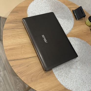 Ноутбук asus