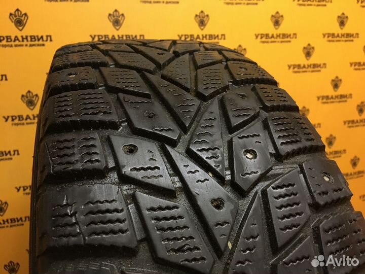 Dunlop SP Winter Ice 02 205/60 R16 92T