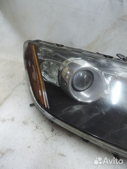 Фара правая Mazda CX-7 2006 - 2012