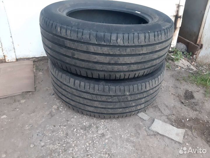 Michelin Latitude Sport 3 235/60 R18