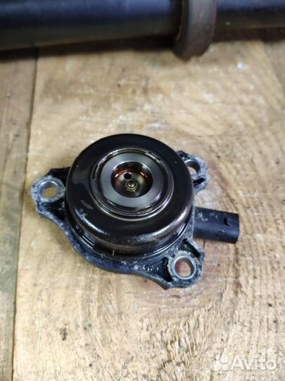 Клапан электромагнитный Mercedes-Benz C300 W204