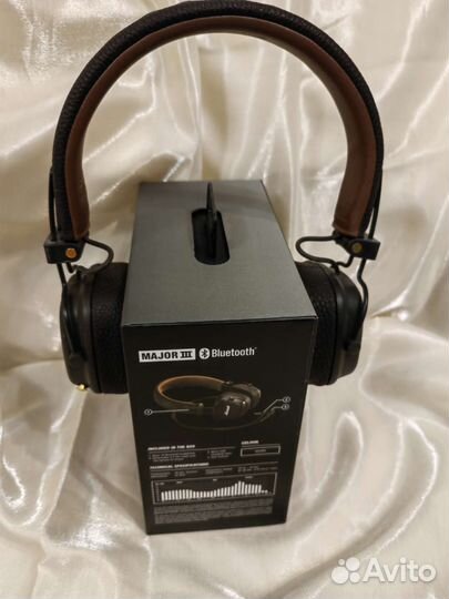 Беспроводные наушники Маршалл Мажор Блютуз