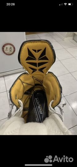 Хоккейные коньки bauer