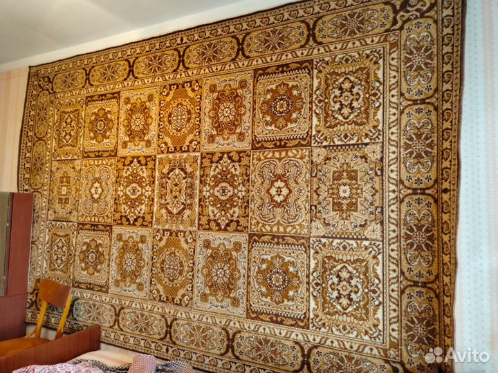 Ковер б/у шерстяной СССР 2х3м