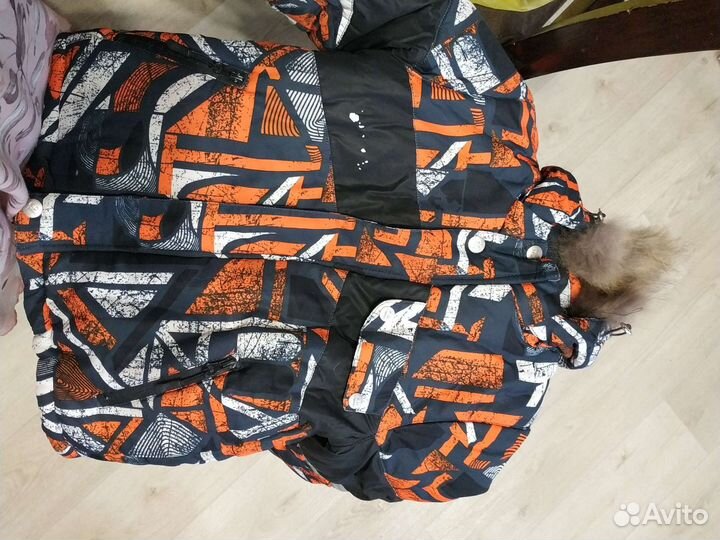 Шапка, куртка, валенки