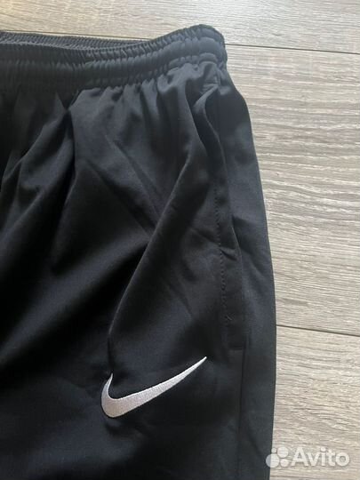 Спортивные штаны nike