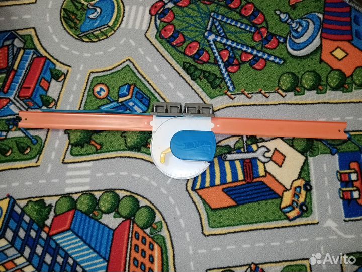 Ускоритель для трек-трассы хот вилс