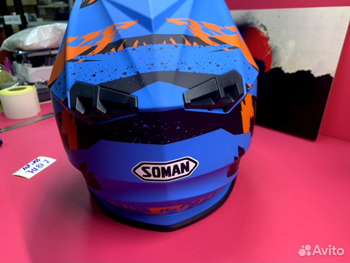 Мотоциклетный шлем Soman