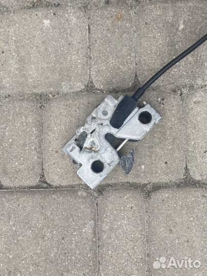 Замок капота Skoda rapid vw polo