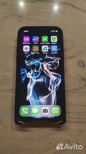 Чехол на iPhone 12