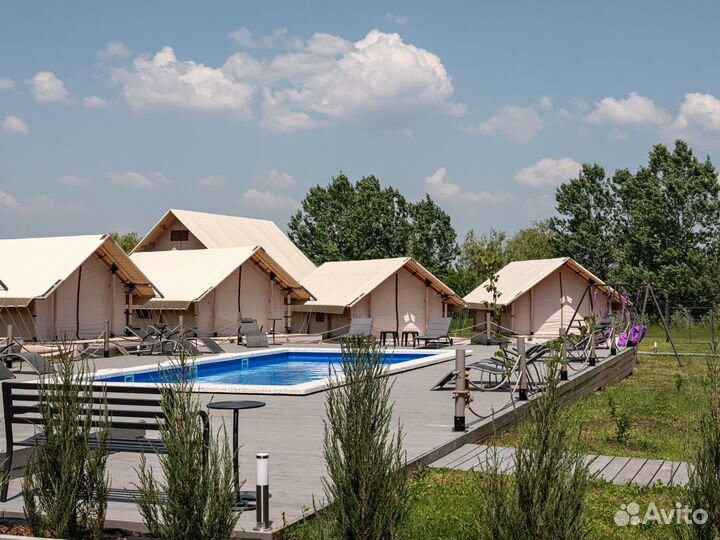 Двенадцатиметровый пати-тент