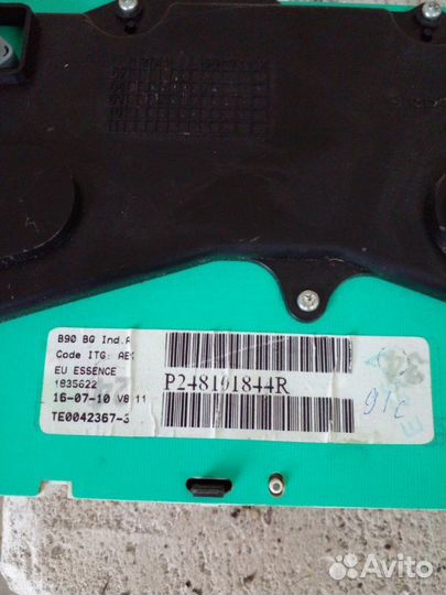 Панель приборов Renault Logan 1 2010