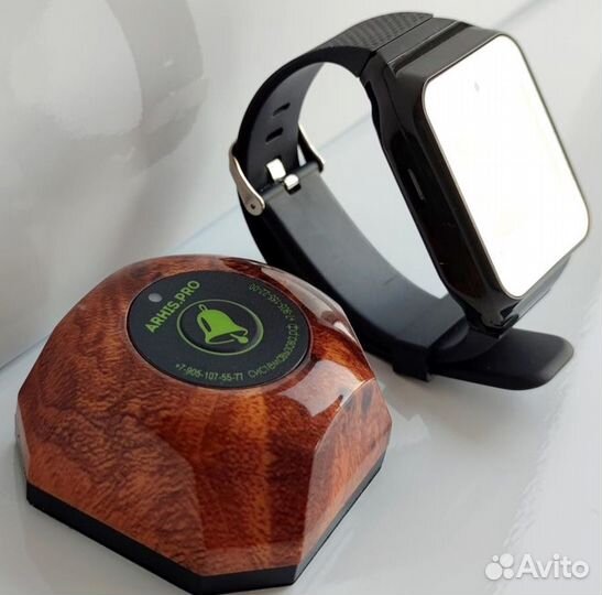 Кнопка вызова официанта с часами-пейджером