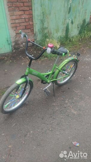 Детский велосипед бу 20