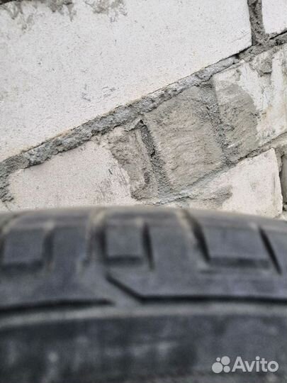 Bridgestone Dueler H/P Sport 215/65 R16 102T