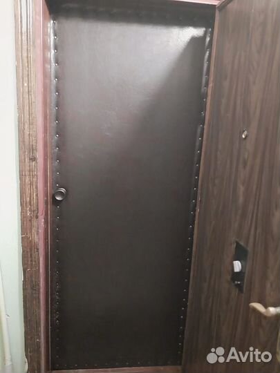 Дверь входная деревянная утепленная