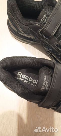 Кроссовки reebok черные кожаные