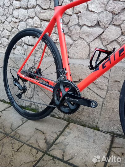 Шоссейный велосипед giant tcr Advanced
