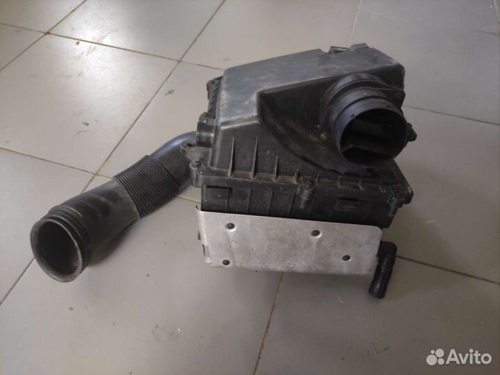 Корпус воздушного фильтра vw amarok+ датчики