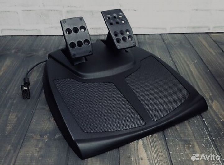 Logitech momo racing